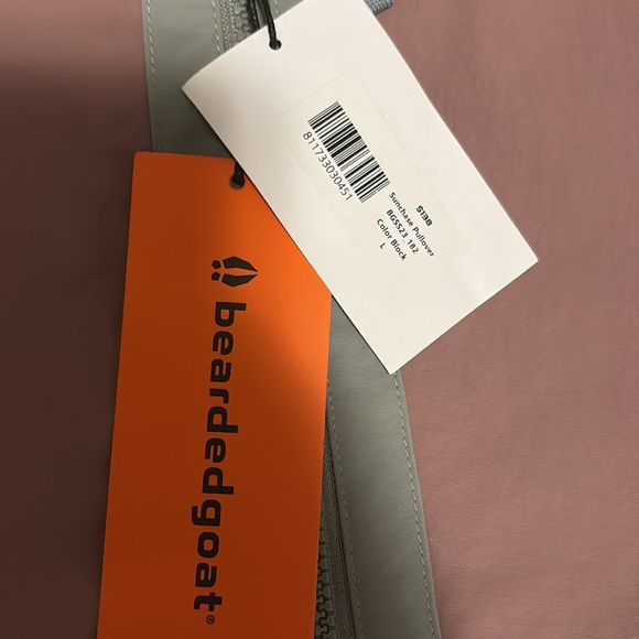 Women’s windbreaker, Size Large from BeardedGoat - Picture 3 of 7